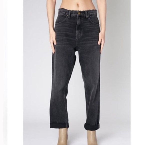 THE GREAT. Slouch Taper Jean in Onyx Black Size 25